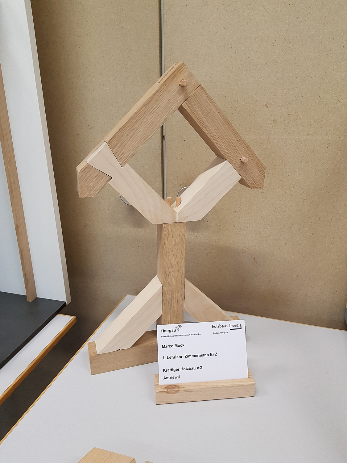 Modellwettbewerb 2019 GBZ Weinfelden: Modell «Verbindungen» von Marco Mock l Krattiger Holzbau AG Amriswil