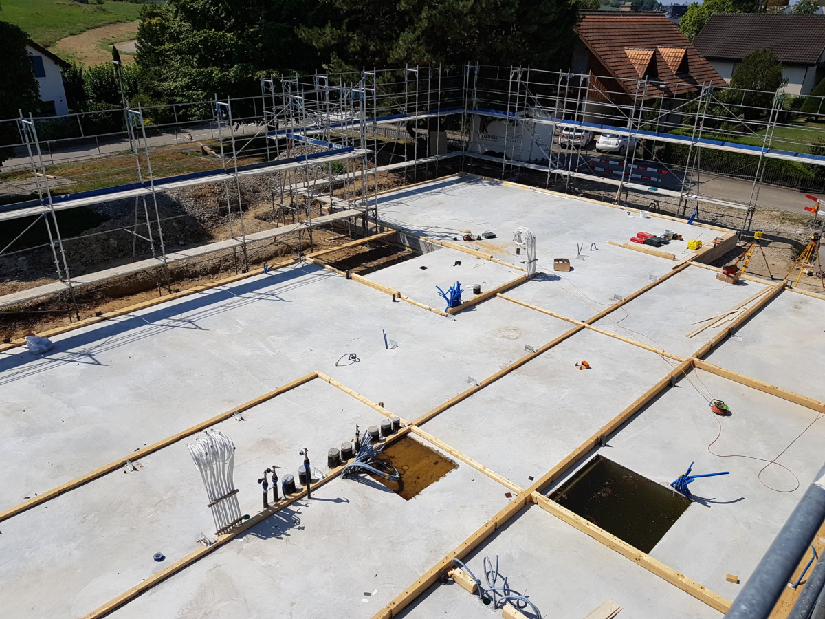 Kindergarten Mühlebach Amriswil: Einmessen der Spurschewellen | Krattiger Holzbau AG Amriswil